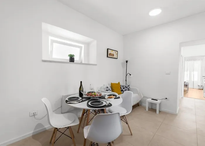 Apartament Paola *